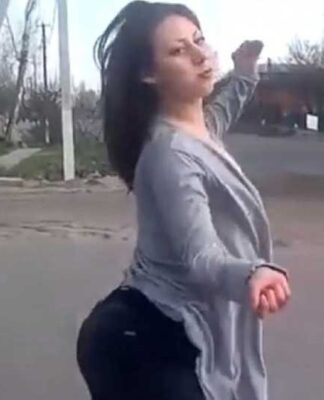 Ουκρανή χορεύει twerk και προκαλεί τρομακτικό τρακάρισμα