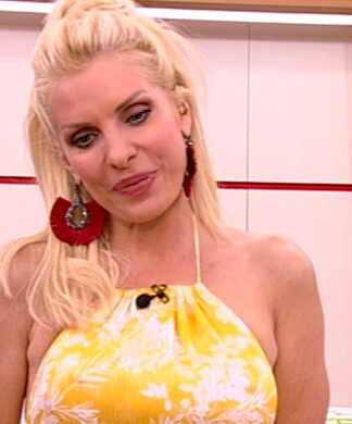 Ελένη Μενεγάκη: To μήνυμα του δέχεται κάθε μέρα στο twitter της και το διαγράφει