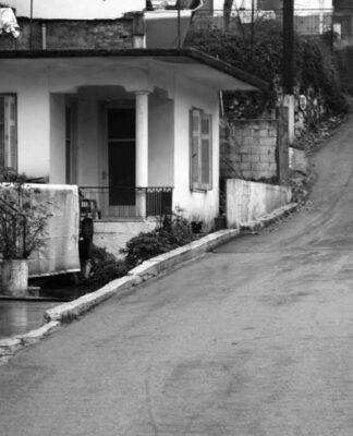 Κρήτη: Η συγκινητική ιστορία γριούλας που βρέθηκε στα ΚΤΕΛ – Έλεγε την αλήθεια στους αστυνομικούς.