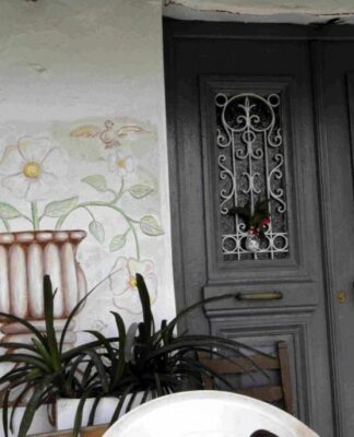 Σοκ στο Ηράκλειο – Άνοιξε την πόρτα και βρήκε νεκρό τον γιο του