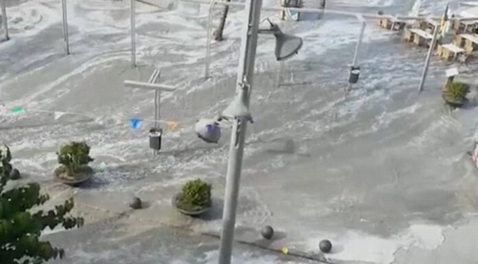 Τσουνάμι 1,5 μέτρου χτύπησε Ισπανικά θέρετρα στην Μαγιόρκα και την Μινόρκα