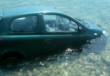 Βόλος: Παππούς και εγγονή στη θάλασσα με αυτό το αυτοκίνητο – Θρίλερ στην Αγριά