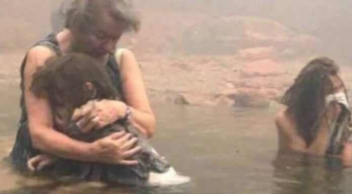 «Μπαμπά, πιάσαμε φωτιά»: Η τραγική ιστορία πίσω απ’ τη φωτογραφία που τράβηξε ένας 14χρονος στο Μάτι