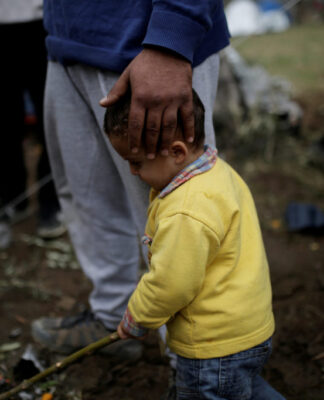 New York Times: Οι πρόσφυγες ίσως καταλήξουν «κολλημένοι» σε Ελλάδα, Ιταλία, Ισπανία