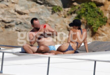 Ατελείωτες οι πόζες της Ratajkowski στην Μύκονο-Έκλεψε την παράσταση η Hadid