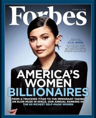 Kylie Jenner: Νέα, ωραία, και με προίκα… 900 εκατ. δολάρια. Έγινε εξώφυλλο στο περιοδικό Forbes