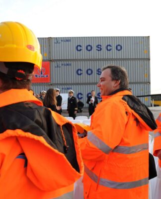 COSCO: Καταγγελίες για ξυλοδαρμό εργαζομένων από μπράβους – Ανακοίνωση από «Λιμάνι της Αγωνίας»