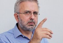 Ο Δήμος Βερύκιος ανέβασε εικόνα της Παναγία και του Ιησού με πρόσωπα από αρουραίους