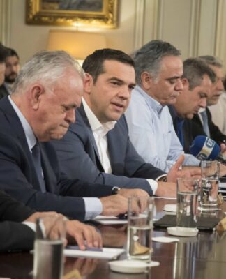 Ανασχηματισμός: Ποιοι υπουργοί μένουν, ποιοι φεύγουν – Πότε θα ανακοινωθεί
