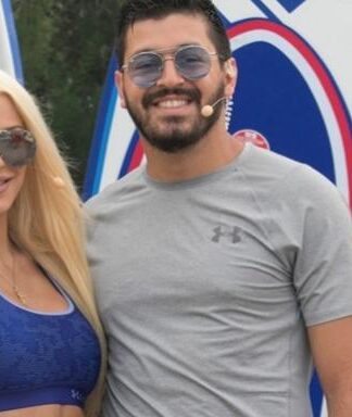 Η Στέλλα Μιζεράκη φωτογραφίζεται αμακιγιάριστη και… δεν την αναγνωρίζει κανείς