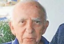 Κρήτη: Αγνώριστος ο Γιώργος Σουφλιάς στις διακοπές του – Λίγοι κατάλαβαν ποιος ήταν απέναντί τους