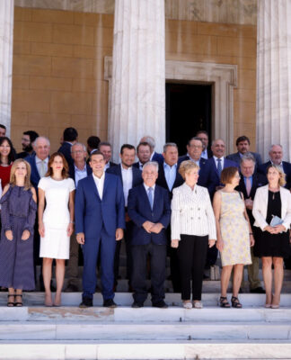 Υπουργικό: Η οικογενειακή φωτογραφία – Έλειπε η Νοτοπούλου