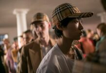Η Burberry αλλάζει λογότυπο μετά από 20 χρόνια
