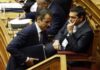 «Πόλεμος» κυβέρνησης – αντιπολίτευσης μετά από την παραίτηση Τόσκα.