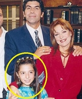 Η «κόρη» του Μπέζου στο «Άκρως Οικογενειακόν» μεγάλωσε και είναι μια κούκλα