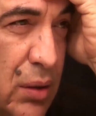 Το συγκλονιστικό τραγούδι που ερμηνεύει ο Κώστας Ευριπιώτης μετά τη σοβαρή περιπέτεια υγείας του!