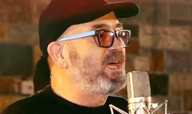 Σταμάτης Γονίδης: Τραγουδούσε και… σφάδαζε στους πόνους! Ακύρωσε τις επόμενες εμφανίσεις του!