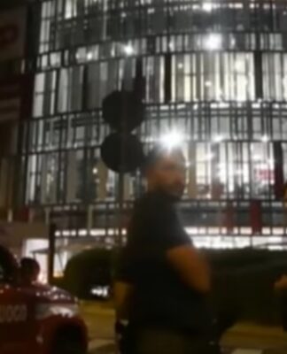 Έπεσε από 40 μέτρα και σκοτώθηκε για μία selfie. – video