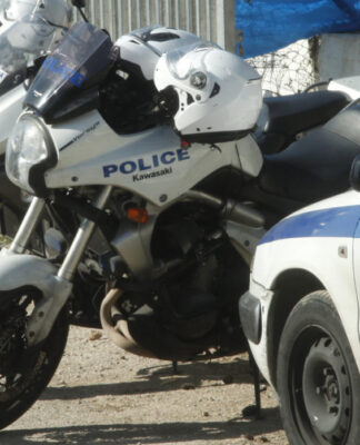 Την βίασαν και την πέταξαν στο δρόμο στο Ζεφύρι – Μια βδομάδα έψαχνε την 22χρονη η οικογένειά της
