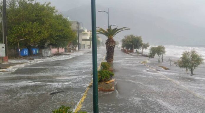 Μεσσηνία: Ο μεσογειακός κυκλώνας ένωσε τη θάλασσα με τη στεριά – Νέες εικόνες από Καλαμάτα, Κορώνη, Πύλο και Φοινικούντα – video