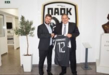 "Βράζουν" με Καμμένο οι οπαδοί του ΠΑΟΚ. Εκνευρισμός για τη φανέλα στον υπουργό Άμυνας