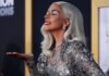 Η Lady Gaga μιλά για τον βιασμό στα 19 της και σοκάρει