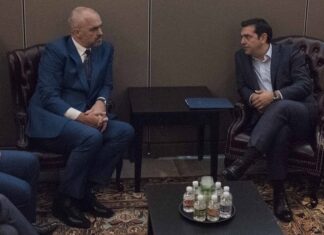 Σκόπια: "Συγχαρητήρια φίλε" ο Τσίπρας, "happy birthday Βόρεια Μακεδονία" ο Ράμα.