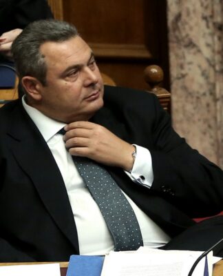 Απάντηση "φωτιά" από τα Σκόπια στο tweet Καμμένου για τους χρηματισμούς βουλευτών