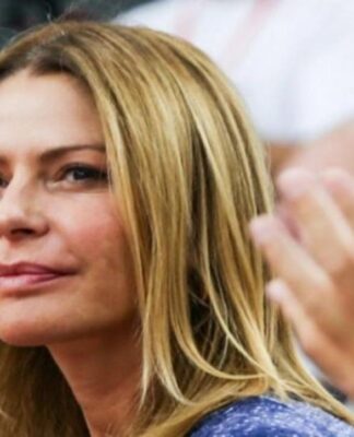 Tζένη Μπαλατσινού: 10 χρόνια μικρότερος και μουσάτος ο νέος της συνοδός