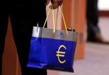 Αυξήθηκε το χρέος της Ελλάδας στα 323,3 δισεκατομμύρια ευρώ