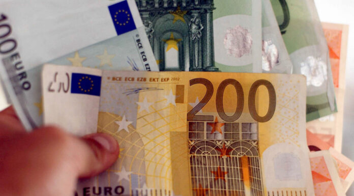 Δύο νέες ρυθμίσεις για χρέη με πολλές δόσεις