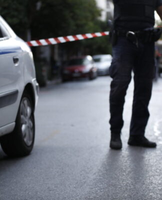 Στα κεντρικά της Media Markt ο Ρουβίκωνας