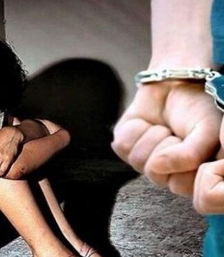 «Έφταιγε το τσίπουρο» – Tι ισχυρίστηκε ο πατέρας που άφησε έγκυο την 16χρονη Αμεά κόρη του στην Φωκίδα