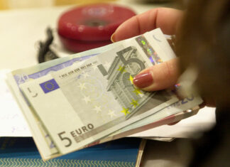Επίδομα 400 ευρώ σε άνεργους – Ποιοι το δικαιούνται