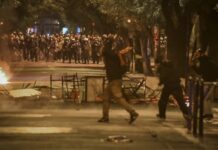 Ελεύθεροι οι 8 κατηγορούμενοι για συμμετοχή στα επεισόδια στο Πολυτεχνείο – Ο όρος που τους επιβλήθηκε