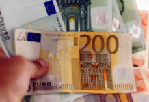 Δώρο Χριστουγέννων: Πότε θα πληρωθεί – Ποιοι το δικαιούνται – Πως υπολογίζεται