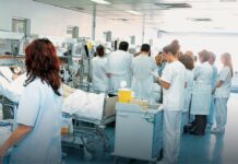 Πάνω από από 17.500 Έλληνες γιατροί έχουν φύγει στο εξωτερικό
