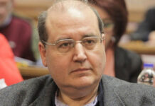 Φίλης: «Να φύγει από το Σύνταγμα η Αγία Τριάδα. Η εκκλησία λειτουργεί με τον εθνικισμό»