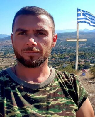 Στη Δερβιτσάνη η σορός του Κωνσταντίνου Κατσίφα – Αύριο το μεσημέρι η κηδεία