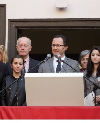 Θεσσαλονίκη: Απόβαση 2.000 Τούρκων για την επέτειο θανάτου του Κεμάλ Ατατούρκ – Κοσμοσυρροή στο τούρκικο προξενείο.