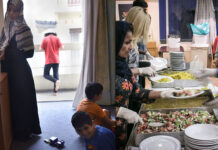 Σε ξενοδοχεία της ηπειρωτικής Ελλάδας 6.000 πρόσφυγες από τα νησιά