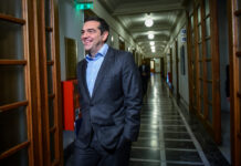 Τσίπρας στο υπουργικό: 15.000 προσλήψεις εκπαιδευτικών και εκλογές τον Σεπτέμβρη