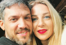 Το εντυπωσιακό χριστουγεννιάτικο δέντρο του Αλέξανδρου Παρθένη και της Βιβής Κωστοπούλου!