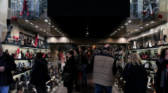 Τελευταία Κυριακή του 2018: Πώς θα λειτουργήσουν τα καταστήματα