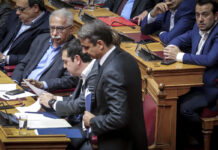 «Φουντώνουν» τα σενάρια για εκλογές τον Μάρτιο ή τον Μάιο