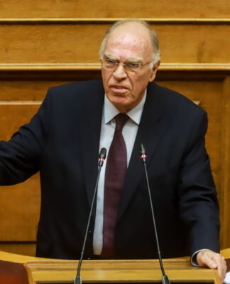 Τι θα γίνει αν διαλυθεί η Κοινοβουλευτική Ομάδα της Ένωσης Κεντρώων του Βασίλη Λεβέντη
