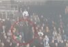Τραγούδησε το «Μακεδονία Ξακουστή» στην ομιλία Τσίπρα και τον πέταξαν έξω