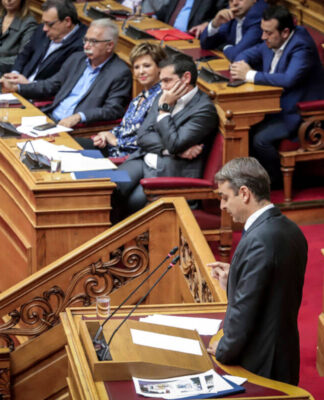 ΝΔ: «Κληρώνει» έως αύριο το πρωί για πιθανή πρόταση μομφής κατά της κυβέρνησης