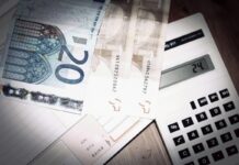 Κατώτατος μισθός: Οι πρώτες αντιδράσεις από την αντιπολίτευση
