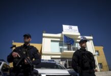 Μετάλλιο ανδραγαθίας μετά θάνατον σε αστυνομικούς που έπεσαν στο καθήκον από πυρά κακοποιών